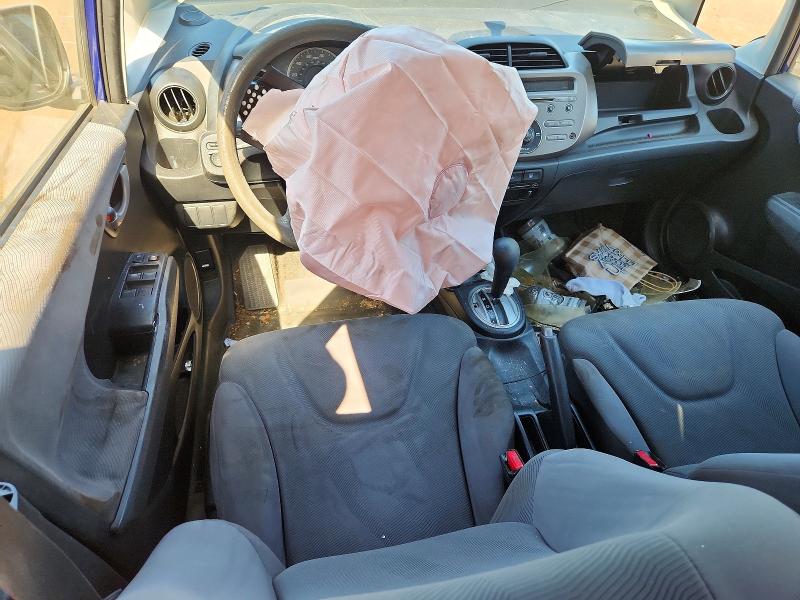 2009 Honda Fit VIN JHMGE88289S066803 COPART salvage auction — FRONT END, CT - CERT OF TITLE-SALVAGE, sold $450 on 2026-07-10 (photo 8)