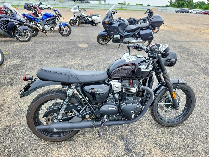 2017 Triumph motorcycle Bonneville VIN SMTD10GN7HT810513 COPART salvage auction — SIDE, WI - JUNKED VEHICLE BILL OF SALE, sold $2,150 on 2026-07-16 (photo 1)