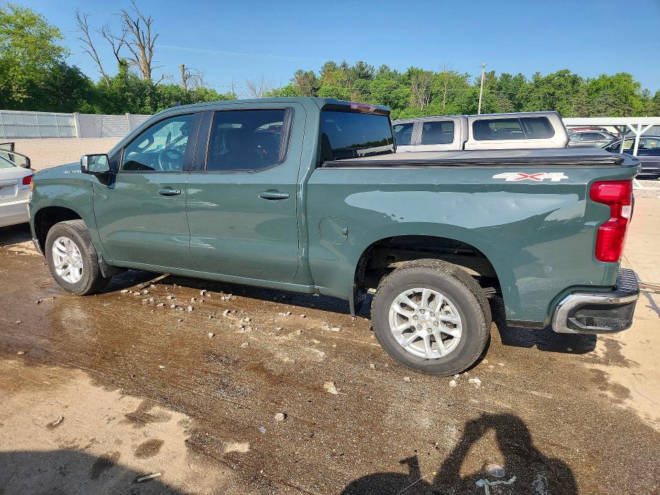 2025 Chevrolet Silverado VIN 1GCPKKEK4SZ204202 COPART salvage auction — HAIL, Wi - Salvage - Multiple Brands, sold $20,200 on 2026-07-20 (photo 2)