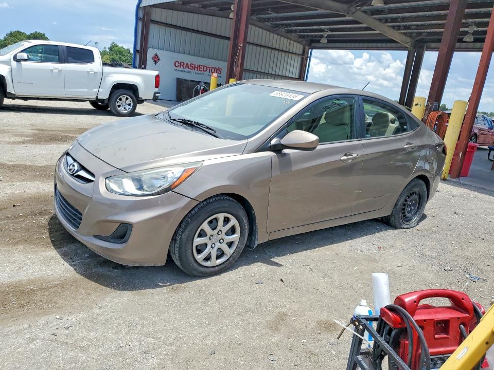 2013 Hyundai Accent VIN KMHCT4AE4DU417640 COPART salvage auction — REAR END, FL - CERT OF TITLE SLVG REBUILDABLE, sold $400 on 2026-07-24 (photo 1)