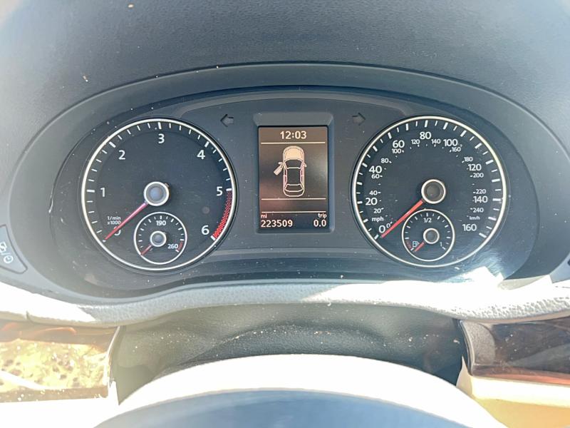 2015 Volkswagen Passat VIN 1VWCV7A32FC003843 COPART salvage auction — NORMAL WEAR, Nj - Certificate Of Title (P), sold $325 on 2026-07-06 (photo 8)