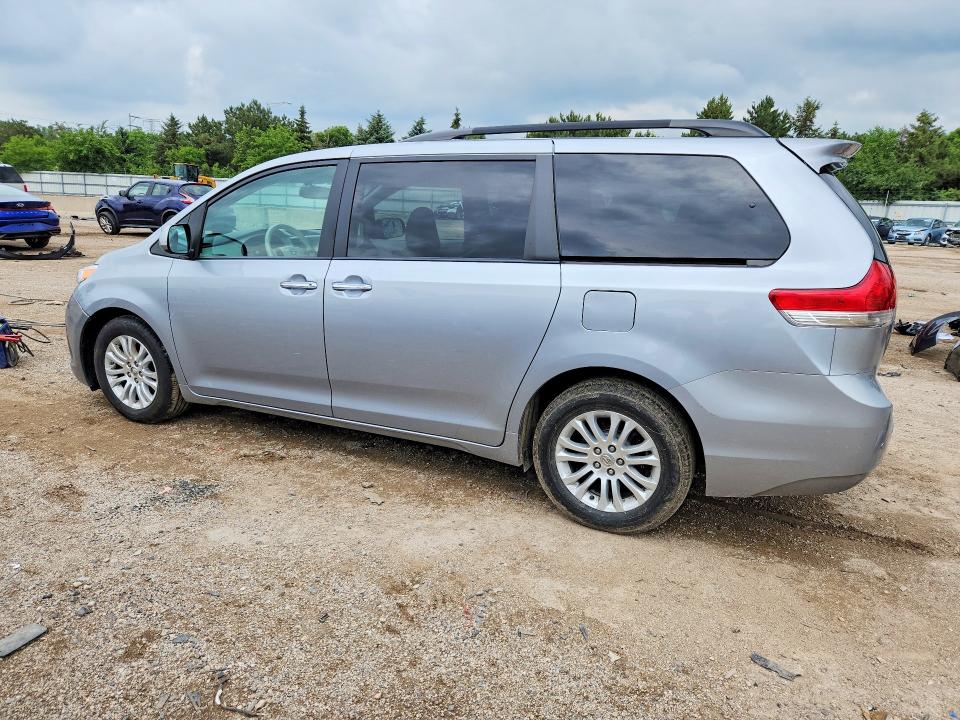 2014 Toyota Sienna VIN 5TDYK3DC2ES496877 COPART salvage auction — FRONT END, Il - Salvage Certificate, sold $4,250 on 2026-07-14 (photo 2)