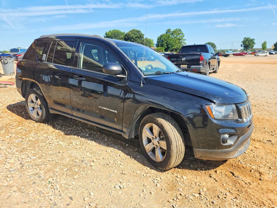 2016 Jeep Compass VIN 1C4NJCBA4GD743533 COPART salvage auction — SIDE, Al - Cert Of Title-Salvage Title, sold $650 on 2026-07-29 (photo 4)