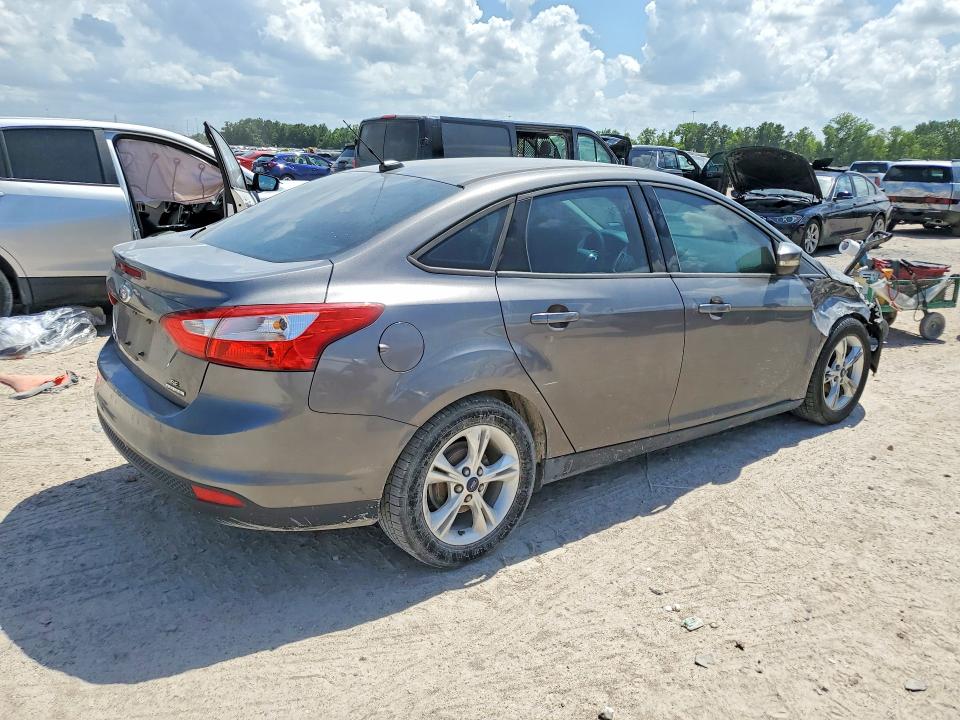 2014 Ford Focus VIN 1FADP3F21EL345430 COPART salvage auction — FRONT END, Tx - Salvage Vehicle Title, sold $900 on 2026-07-10 (photo 3)