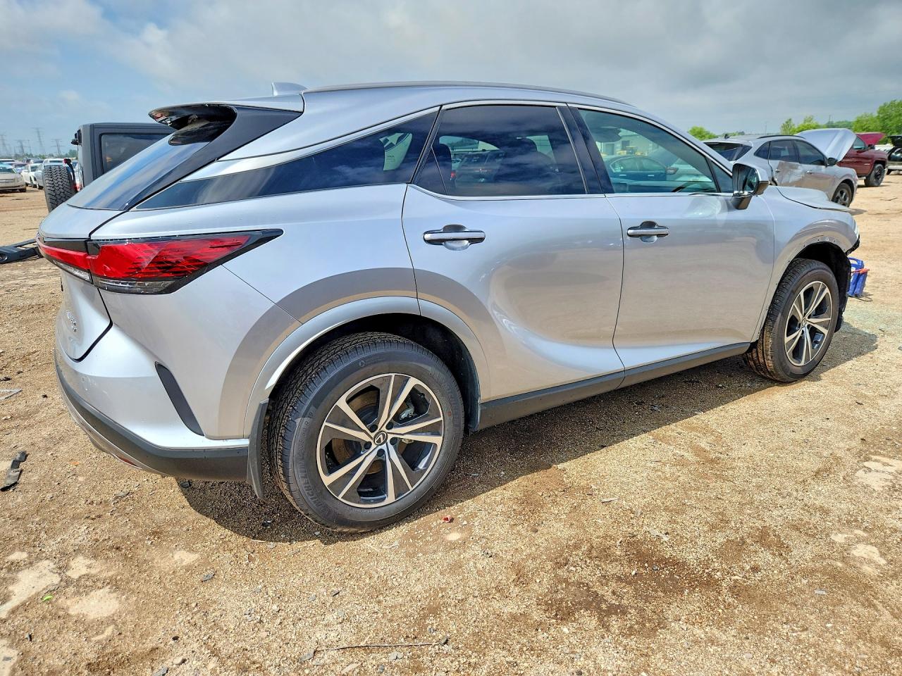 2025 Lexus RX 350h VIN 2T2BBMCA4SC084889 COPART salvage auction — Front End, IL - SALVAGE CERTIFICATE, sold $28,250 on 2026-07-07 (photo 3)