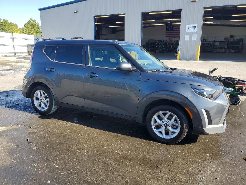 2023 Kia Soul VIN KNDJ23AU2P7881173 COPART salvage auction — REAR END, CA - SALVAGE CERTIFICATE, sold $2,350 on 2026-07-15 (photo 4)