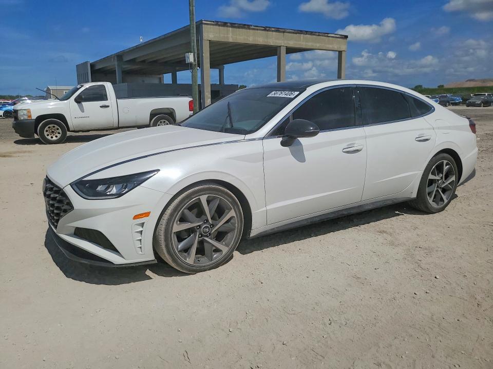 2022 Hyundai Sonata VIN KMHL44J28NA240936 COPART salvage auction — REAR END, Fl - Cert Of Title Slvg Rebuildable, sold $4,100 on 2026-07-28 (photo 1)