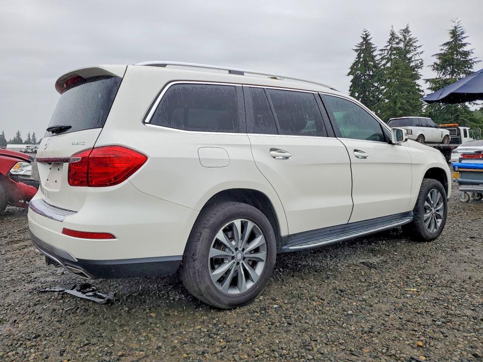 2014 Mercedes-benz Gl-klasse VIN 4JGDF7CE8EA324634 COPART salvage auction — MINOR DENT/SCRATCHES, Wa - Vehicle Cert Of Ownership-Titl, sold $4,200 on 2026-07-02 (photo 3)
