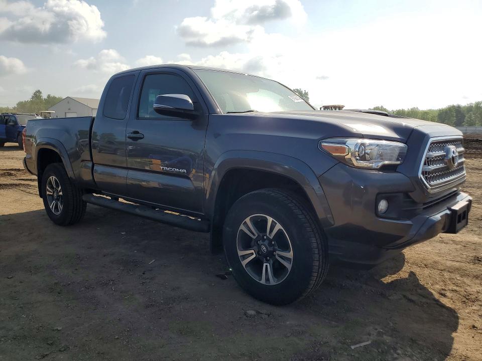 2017 Toyota Tacoma VIN 5TFSZ5AN4HX116262 COPART salvage auction — REAR END, OH - CERT OF TITLE-SALVAGE, sold $13,800 on 2026-07-09 (photo 4)