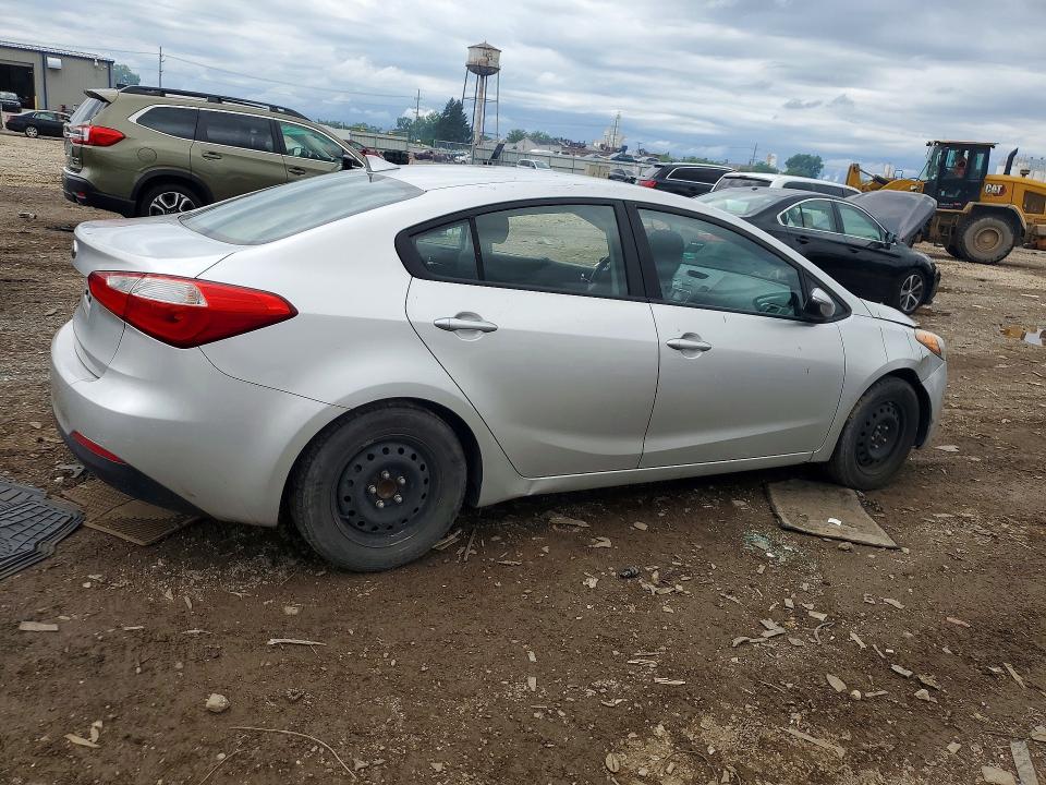 2015 Kia Forte VIN KNAFX4A60F5278485 COPART salvage auction — SIDE, Il - Salvage Certificate, sold $250 on 2026-07-29 (photo 3)