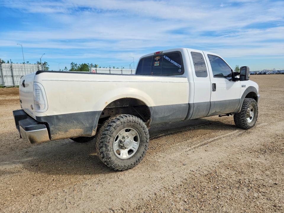 2003 Ford F-250 super duty VIN 1FTNX21L03EC19666 COPART salvage auction — MINOR DENT/SCRATCHES, Ab - Bos - Active, sold $625 on 2026-07-09 (photo 3)