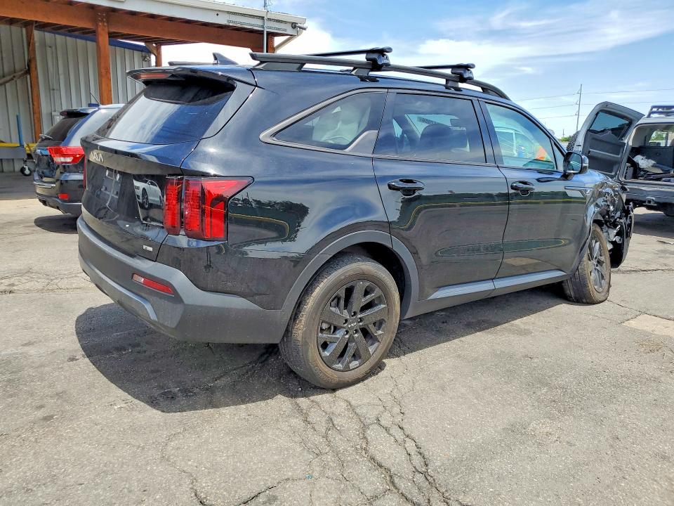 2023 Kia Sorento VIN 5XYRLDLC0PG228550 COPART salvage auction — FRONT END, CO - SALVAGE TITLE (P), sold $8,200 on 2026-07-28 (photo 3)