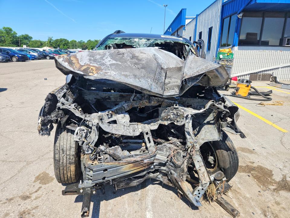 2019 Chevrolet Trax VIN KL7CJPSB8KB809977 COPART salvage auction — BURN, In - Bill Of Sale - Parts Only, sold $250 on 2026-07-06 (photo 5)