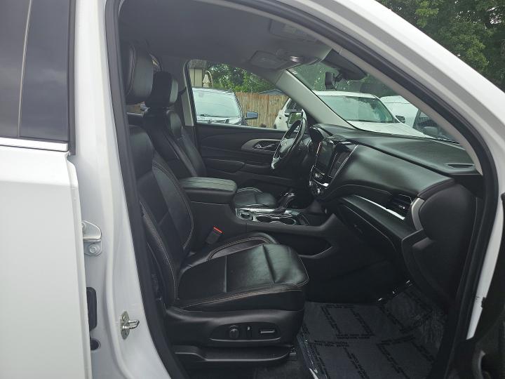 2018 Chevrolet Traverse VIN 1GNERHKW4JJ159649 COPART salvage auction — MINOR DENT/SCRATCHES, Tx - Cert Of Title-Rebuilt Salvage (P), sold $3,800 on 2026-07-02 (photo 5)