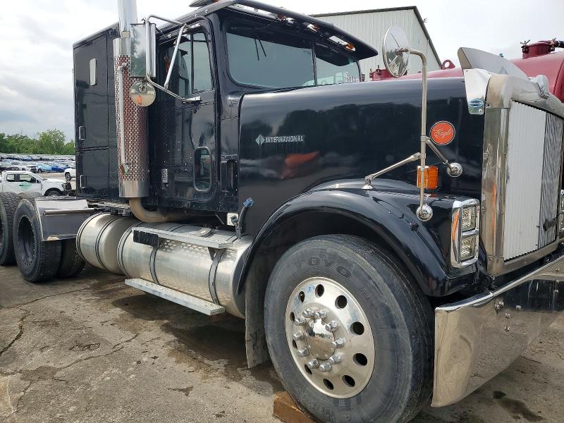1993 International 9000-series VIN 2HSFBMZR9PC070345 COPART salvage auction — NORMAL WEAR, Ok - Certificate Of Title, sold $4,300 on 2026-07-07 (photo 9)