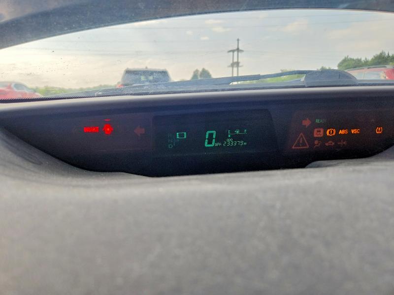 2006 Toyota Prius VIN JTDKB20U867082576 COPART salvage auction — MINOR DENT/SCRATCHES, Nc - Dealer Only Clean Title, sold $400 on 2026-07-27 (photo 9)