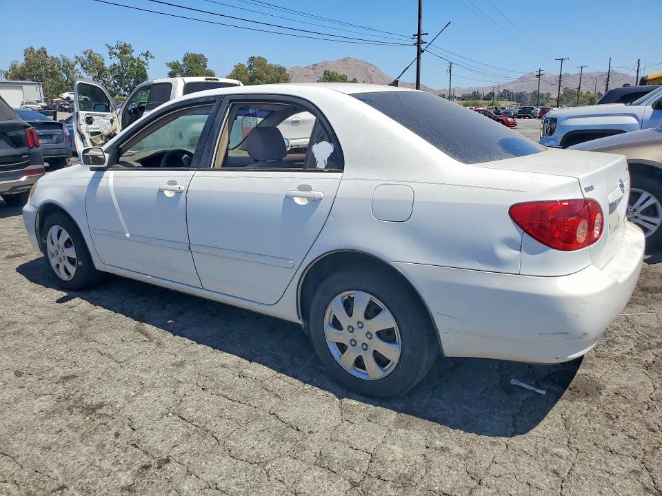 2005 Toyota Corolla VIN 1NXBR32E75Z498301 COPART salvage auction — VANDALISM, CA - SALVAGE CERTIFICATE, sold $1,200 on 2026-07-02 (photo 2)