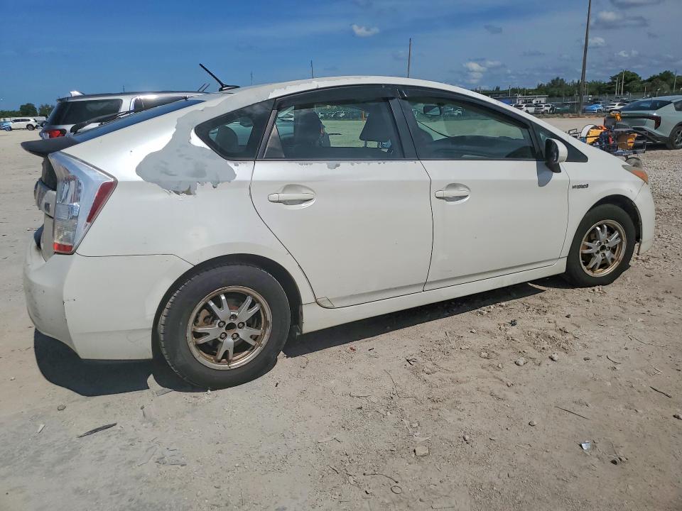 2010 Toyota Prius VIN JTDKN3DU2A0058072 COPART salvage auction — MINOR DENT/SCRATCHES, Fl - Certificate Of Title (P), sold $275 on 2026-07-28 (photo 3)