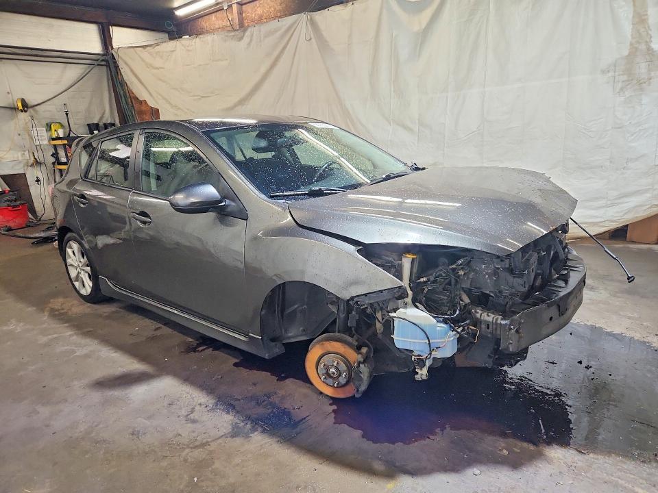 2011 Mazda 3 VIN JM1BL1K69B1375583 COPART salvage auction — FRONT END, PA - CERT OF SALV-R=RECONSTRUCTED, sold $175 on 2026-07-02 (photo 4)