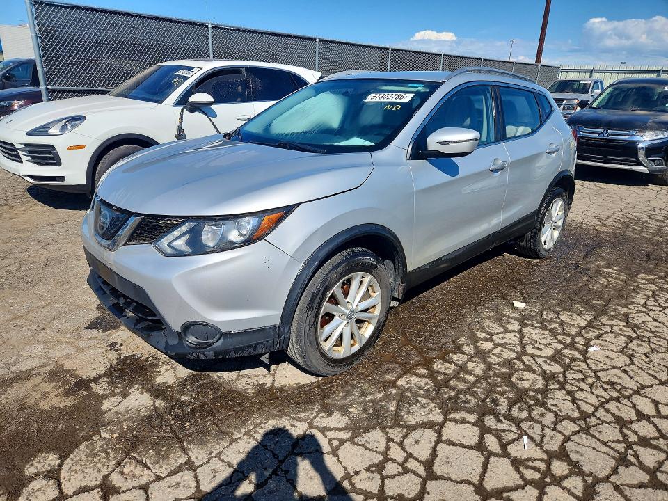 2018 Nissan Rogue VIN JN1BJ1CP1JW195810 COPART salvage auction — MINOR DENT/SCRATCHES, Mi - Dealer Only Clean Title (P), sold $1,150 on 2026-07-09 (photo 1)
