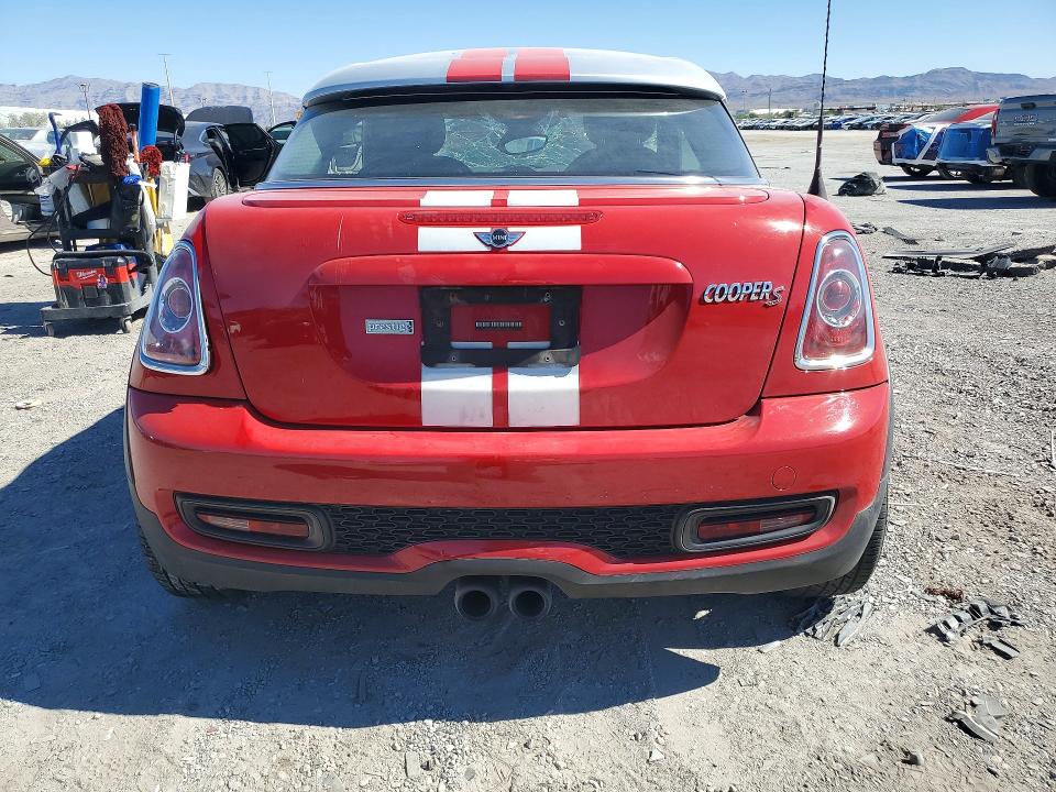 2012 Mini Cooper VIN WMWSX3C5XCT154678 COPART salvage auction — ROLLOVER, Nv - Salvage Title, sold $550 on 2026-07-21 (photo 6)