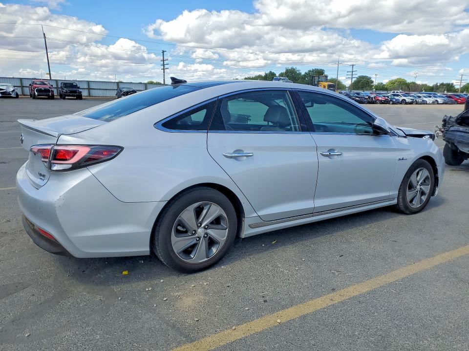 2016 Hyundai VIN KMHE34L10GA009130 COPART salvage auction — FRONT END, Id - Salvage Certificate Of Title, sold $800 on 2026-07-16 (photo 3)