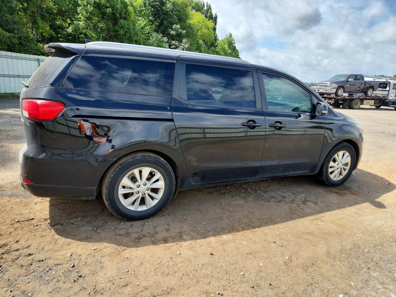 2017 Kia Sedona VIN KNDMB5C11H6249493 COPART salvage auction — Side, TX - CERTIFICATE OF TITLE, sold $1,150 on 2026-07-09 (photo 3)