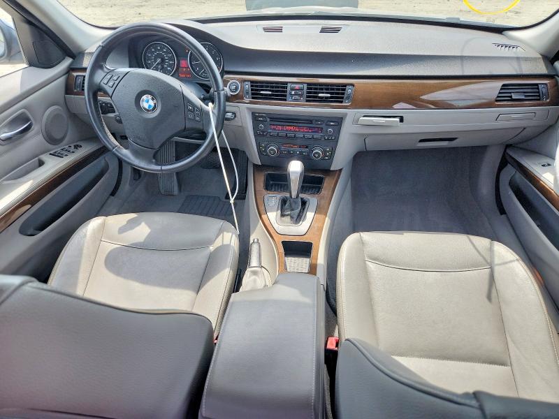 2009 BMW 3er VIN WBAPH77549NM46392 COPART salvage auction — SIDE, NC - SALVAGE CERTIFICATE OF TITLE, sold $275 on 2026-08-03 (photo 8)