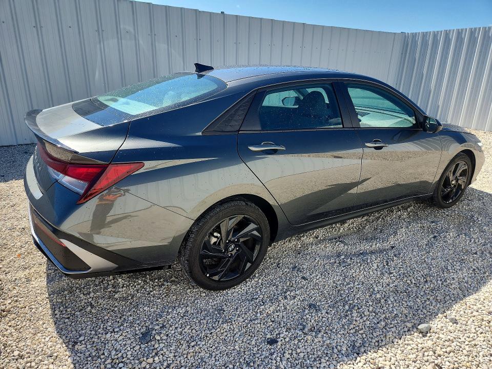 2026 Hyundai Elantra VIN KMHLM4DG3TU118536 COPART salvage auction — SIDE, Fl - Certificate Of Destruction, sold $6,100 on 2026-07-13 (photo 3)