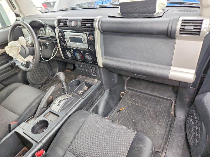 2011 Toyota Fj cruiser VIN JTEZU4BF1BK010866 COPART salvage auction — FRONT END, AL - CERT OF TITLE-SALVAGE TITLE (P), sold $250 on 2026-07-28 (photo 8)