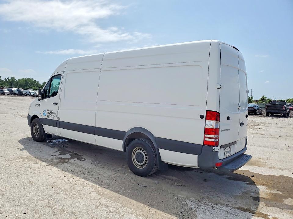 2017 Freightliner Sprinter 2500 VIN WDYPE8CD5HP520568 COPART salvage auction — SIDE, MO - SALVAGE CERTIFICATE OF TITLE, sold $4,300 on 2026-07-22 (photo 2)