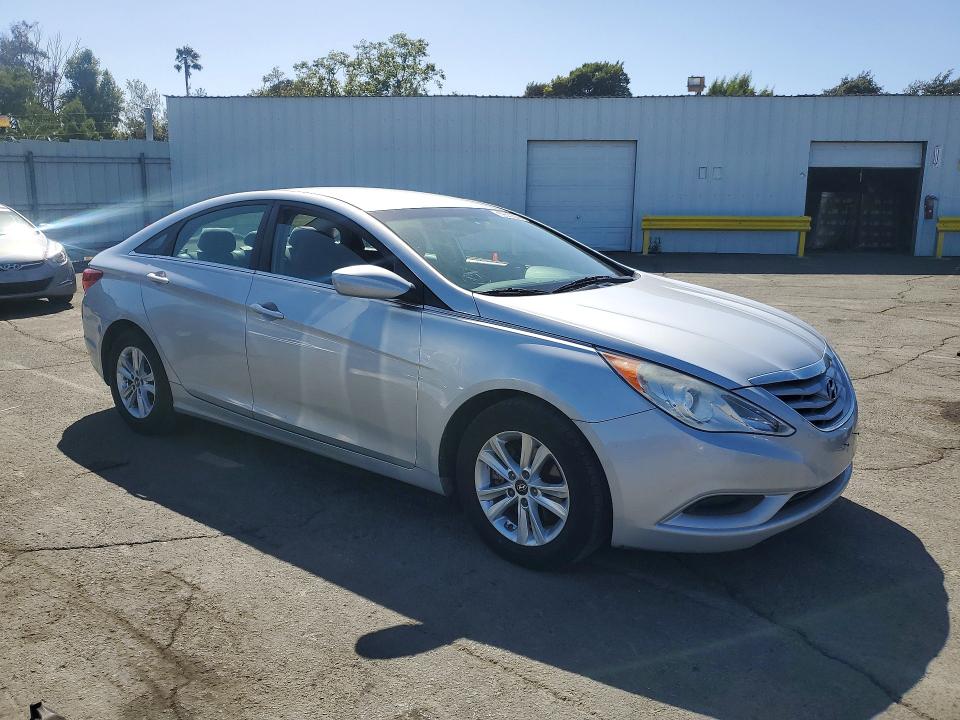 2013 Hyundai Sonata VIN 5NPEB4AC4DH715792 COPART salvage auction — MINOR DENT/SCRATCHES, Ca - Salvage Certificate, sold $500 on 2026-07-10 (photo 4)