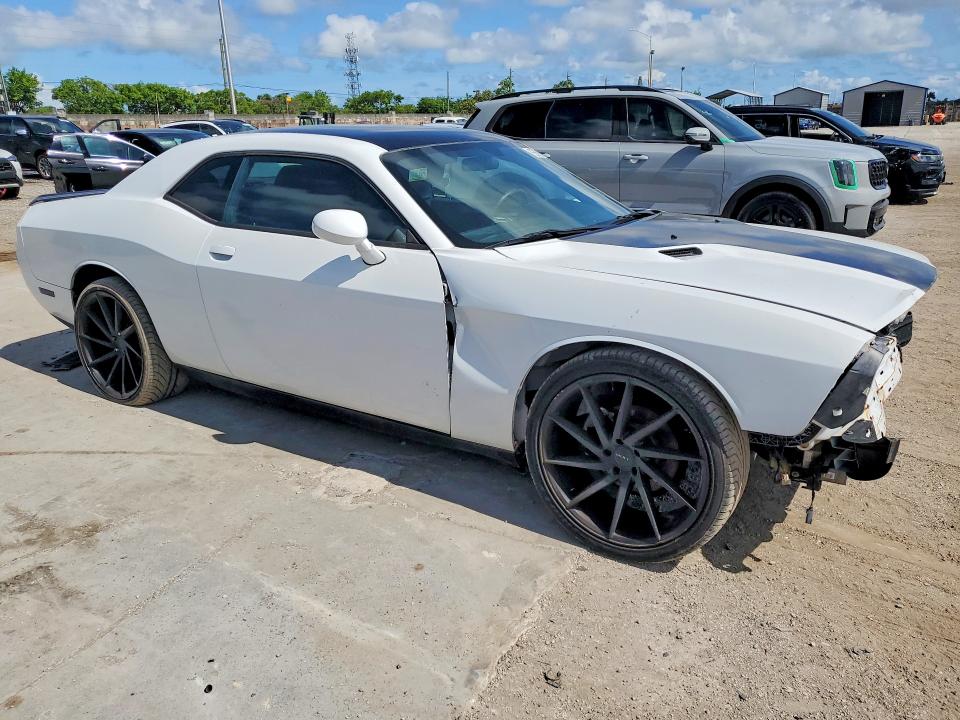 2014 Dodge Challenger VIN 2C3CDYAG1EH149567 COPART salvage auction — FRONT END, Fl - Certificate Of Title, sold $10 on 2026-07-09 (photo 4)