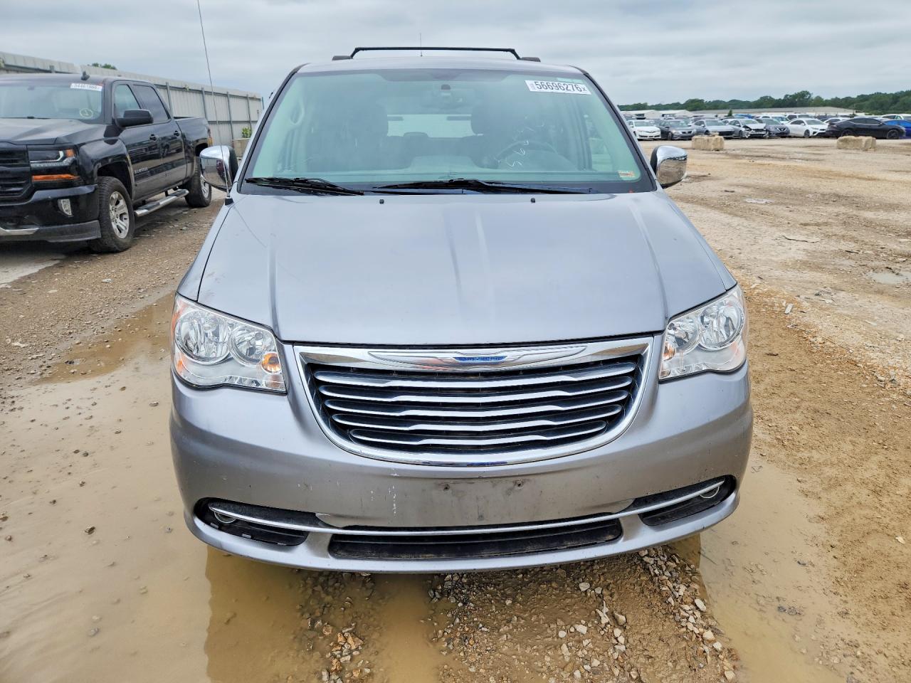 2015 Chrysler Town & Country VIN 2C4RC1CG0FR676654 COPART salvage auction — Mechanical, MO - DEALER ONLY CLEAN TITLE, sold $750 on 2026-07-09 (photo 5)