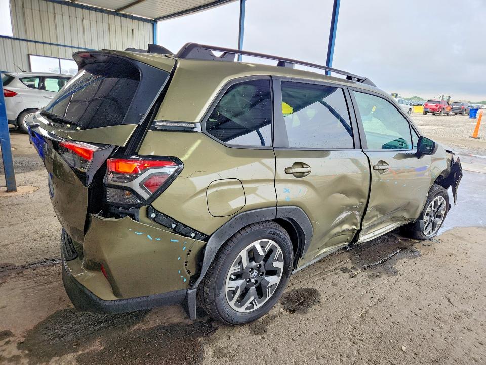 2026 Subaru Forester VIN 4S4SLDB66T3031521 COPART salvage auction — ALL OVER, Co - Salvage Title, sold $8,000 on 2026-07-30 (photo 3)