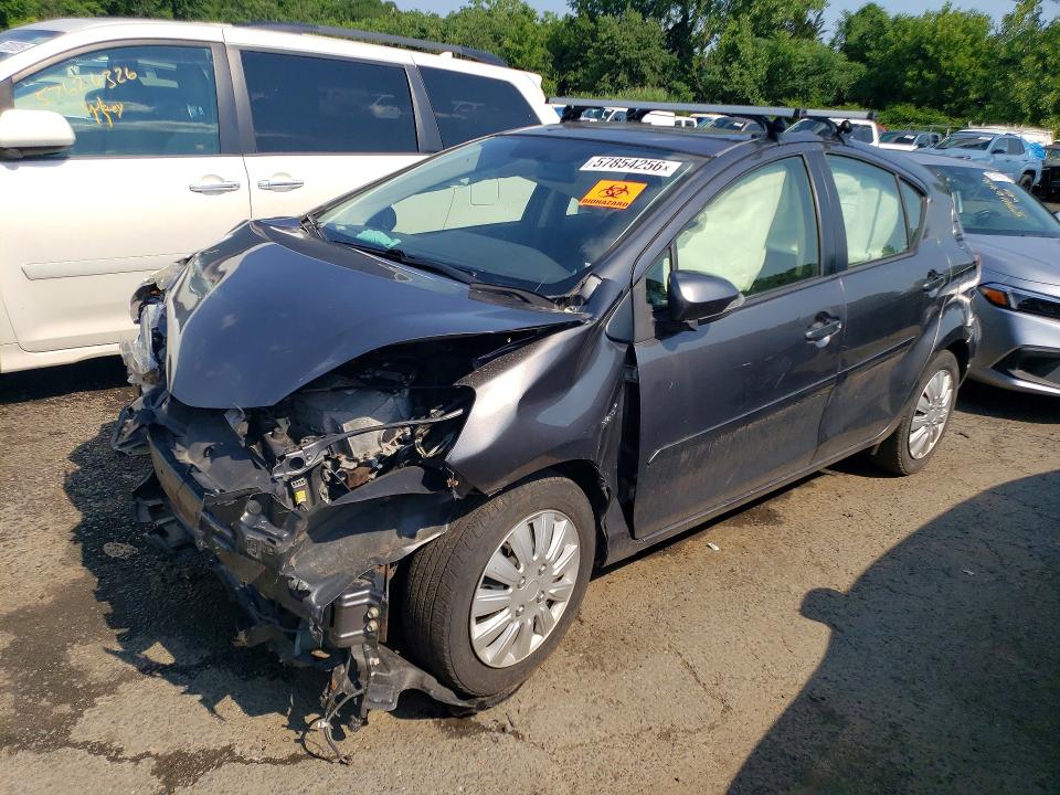 2015 Toyota Prius VIN JTDKDTB32F1108175 COPART salvage auction — FRONT END, Ct - Cert Of Title-Salvage, sold $675 on 2026-07-10 (photo 1)