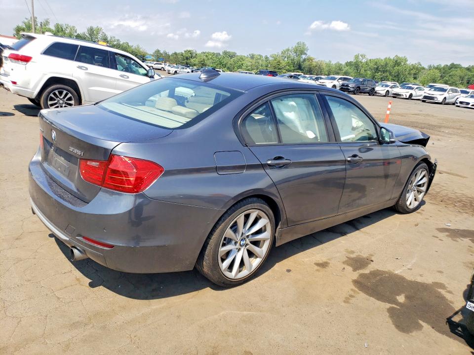 2013 BMW 3er VIN WBA3B9C53DF586373 COPART salvage auction — FRONT END, Ny - Cert Of Title-Salvage, sold $2,250 on 2026-07-14 (photo 3)