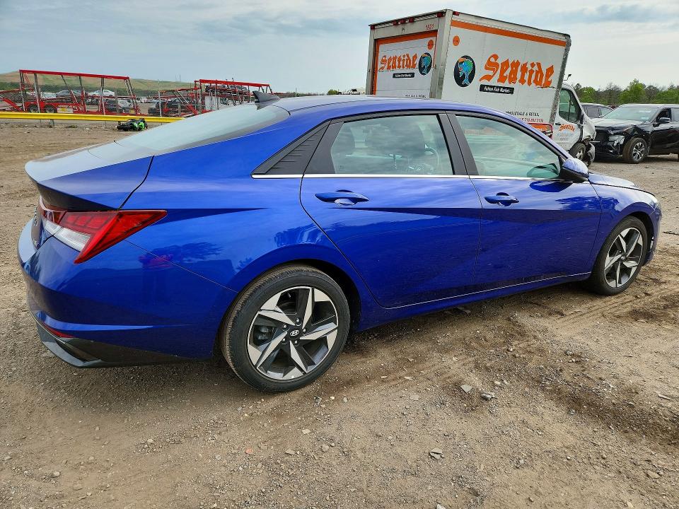 2023 Hyundai Elantra VIN KMHLP4AG0PU534772 COPART salvage auction — WATER/FLOOD, Salvage Title, sold $5,600 on 2026-07-13 (photo 3)