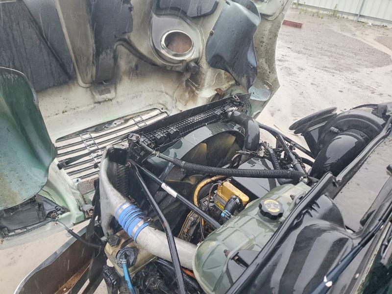 2007 Freightliner Columbia VIN 1FUJF0DE37LX84040 COPART salvage auction — BURN, KY - CERT OF TITLE-SALVAGE, sold $10,500 on 2026-09-17 (photo 7)