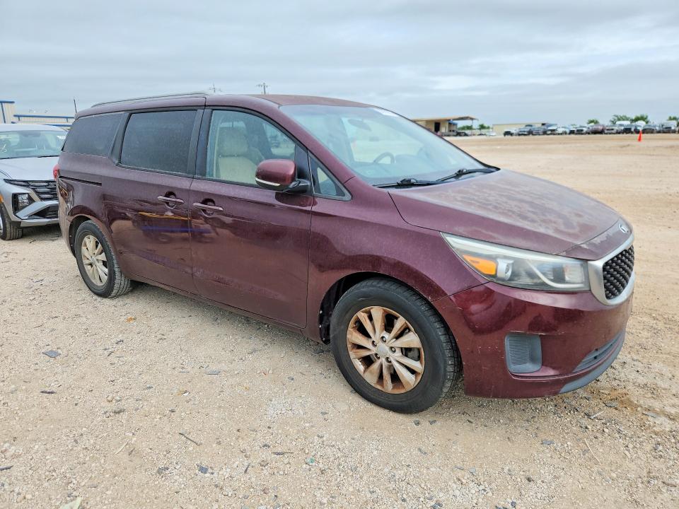 2016 Kia SEDONA VIN KNDMB5C18G6131925 COPART salvage auction — MINOR DENT/SCRATCHES, Tx - Certificate Of Title, sold $700 on 2026-07-09 (photo 4)