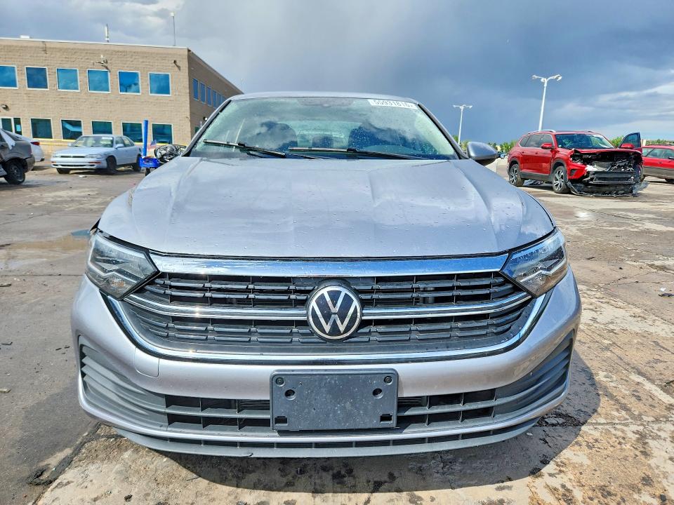 2023 Volkswagen VIN 3VW4M7BU9PM011582 COPART salvage auction — SIDE, Co - Public - Salvage Title, sold $3,900 on 2026-07-22 (photo 5)