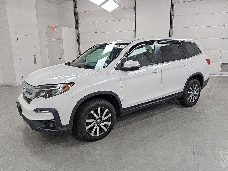 2021 Honda Pilot VIN 5FNYF6H39MB082725 COPART salvage auction — NORMAL WEAR, WV - CERTIFICATE OF TITLE, sold $14,000 on 2026-07-07 (photo 1)