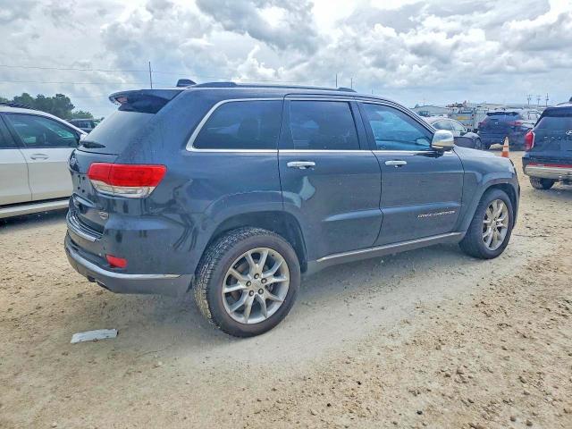 2014 Jeep Grand cherokee VIN 1C4RJFJT2EC371487 COPART salvage auction — REAR END, Tx - Salvage Vehicle Title, sold $2,100 on 2026-07-09 (photo 3)
