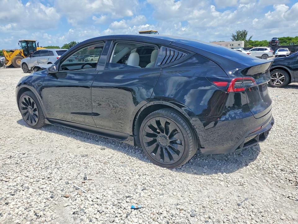 2022 Tesla Model y VIN 7SAYGDEE1NF323379 COPART salvage auction — FRONT END, Fl - Certificate Of Destruction, sold $9,800 on 2026-07-07 (photo 2)