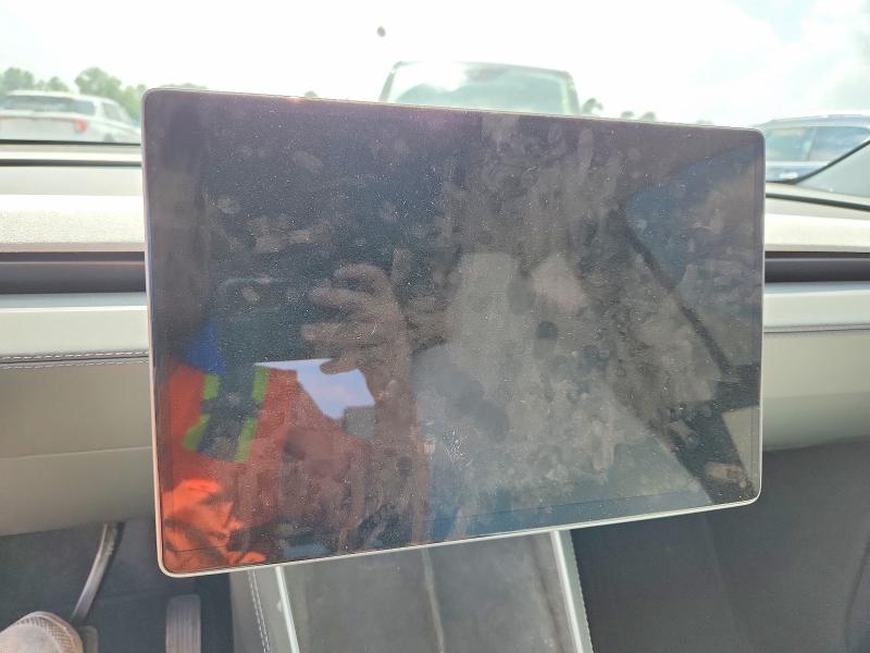 2026 Tesla Model y VIN 7SAYGDED2TA431480 COPART salvage auction — REAR END, Tx - Salvage Vehicle Title, sold $16,400 on 2026-07-14 (photo 9)