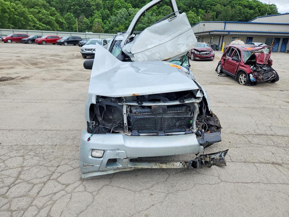 2008 Chevrolet Trailblazer VIN 1GNET13M282177772 COPART salvage auction — FRONT END, PA - CERTIFICATE OF SALVAGE, sold $325 on 2026-07-02 (photo 5)