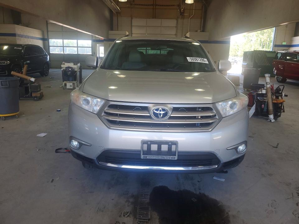 2013 Toyota Highlander VIN 5TDDK3EH0DS219295 COPART salvage auction — REAR END, Va - Cert Of Title - Salvage, sold $6,300 on 2026-07-31 (photo 5)