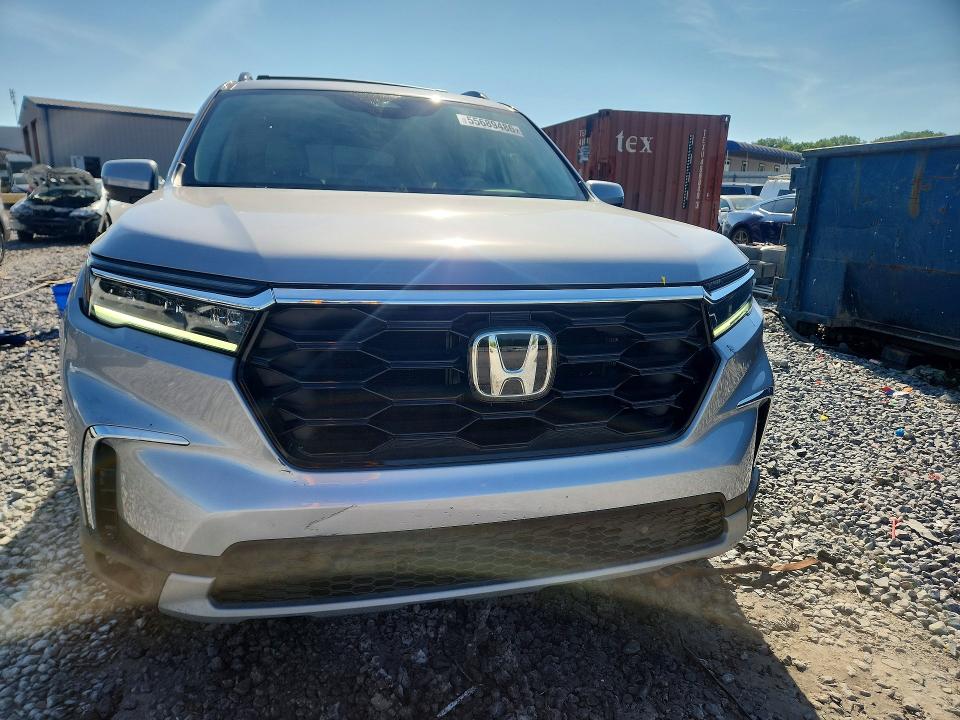 2025 Honda Pilot VIN 5FNYG2H79SB044434 COPART salvage auction — SIDE, Al - Cert Of Title-Salvage Title, sold $22,200 on 2026-09-01 (photo 5)