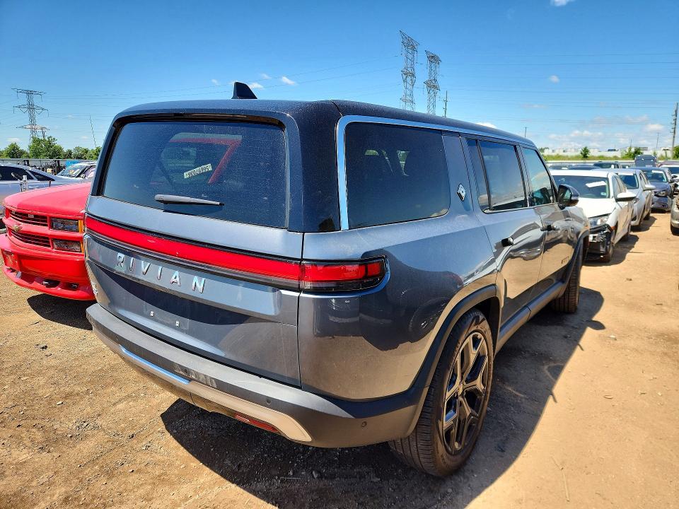 2023 Rivian VIN 7PDSGABA1PN023602 COPART salvage auction — FRONT END, Il - Salvage Certificate, sold $20,000 on 2026-07-13 (photo 3)