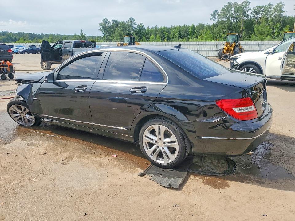2012 Mercedes-benz VIN WDDGF4HB3CR236237 COPART salvage auction — FRONT END, SC - CERT OF TITLE-SALVAGE, sold $350 on 2026-07-29 (photo 2)